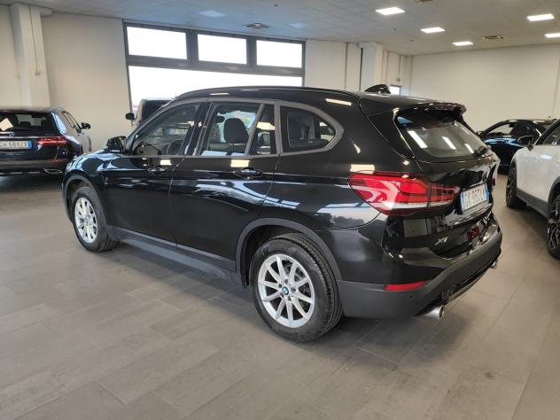 BMW X1 xDrive18d Auto Navi Sensori Cruise Fari LED - Foto 9