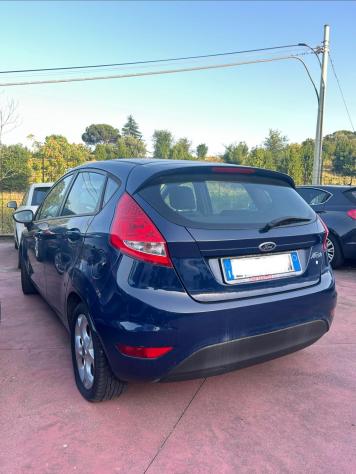 Ford Fiesta Ikon 1.2 60CV 5 porte - Foto 4
