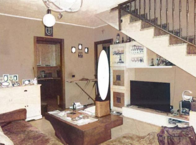 Immobile in asta di 145 m², box auto in vendita a Caselle Lurani - Foto 5