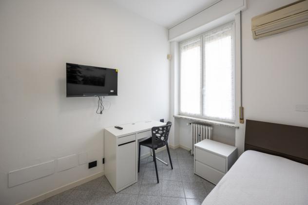 Stanza in appartamento in affitto a Milano - Foto 10
