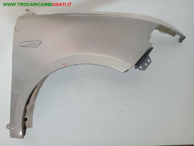 PARAFANGO ANT. DX ORO MET. 999-U1561943 Carrozzeria  Lamierati esterni  Fiancate  Parafango ant. LANCIA - NEW YPSILON - 2011  2015, LANCIA - NEW YPSIL
