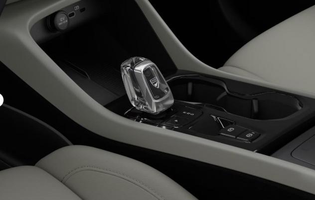 Volvo XC40 B3 automatico Ultra Dark - Foto 3
