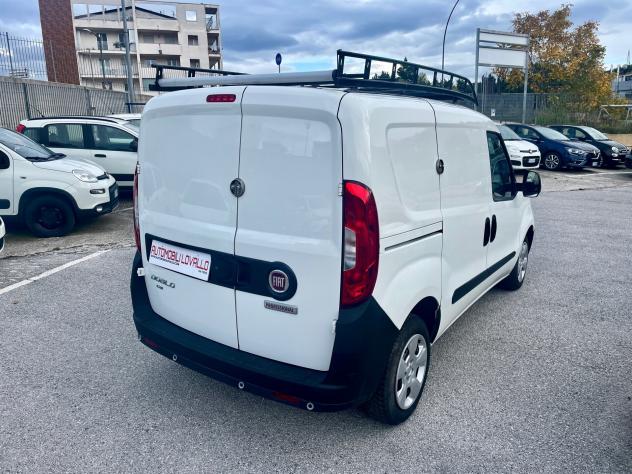 Fiat Doblo Dobl1.6 MJT 105CV PC-TN 2018 - Foto 6