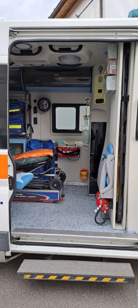 AMBULANZA FIAT DUCATO USATA - Foto 10