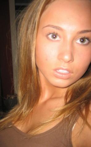 RacyLady: alta 166cm, 56kg, cerco uomo vicino Tel: