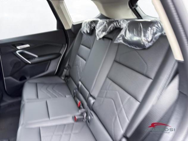 BMW iX1 eDrive20-Special Edition Xline Premium Package rif. 23432271 - Foto 10