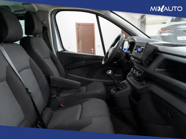 RENAULT Trafic Passenger 2.0 Blue DCI 150CV L2 Authentic - Foto 14