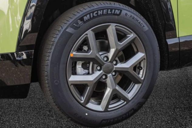 JEEP Compass 1.2 Turbo 48V e-Hybrid First Edition rif. 24050123 - Foto 8