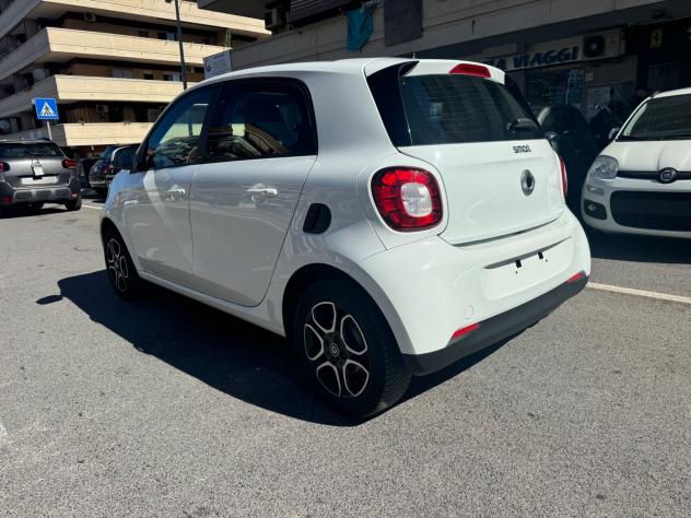 Smart ForFour 70 1.0 twinamic Prime LED NAVI PDC PANORAMA CERCHI 15 - Foto 4