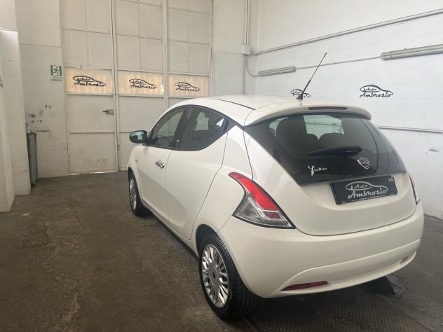 Lancia Ypsilon Ypsilon 1.2 Gold ecochic Gpl 69cv TUA DA 89,00 EURO AL MESE - Foto 6