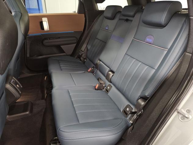 MINI Countryman 1.5 48V C Favoured auto - Foto 10