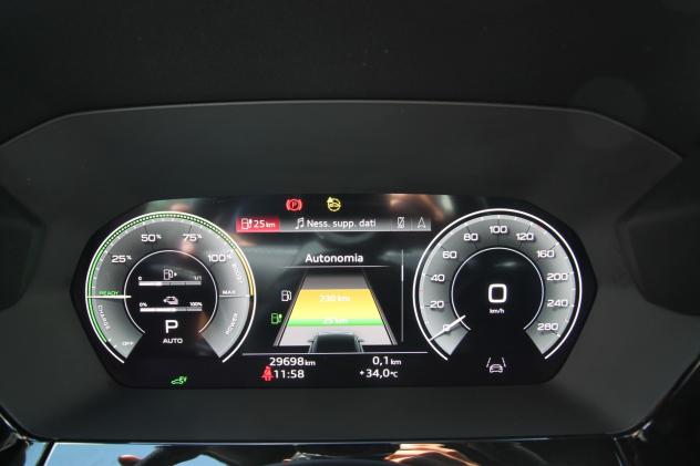 Audi A3 Spb 40 tfsi e Identity Black s-tronic|22000 km|2024 - Foto 10
