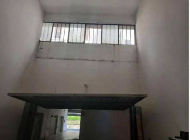 Immobile in asta di 20 m² in vendita a Pontedera - Foto 2