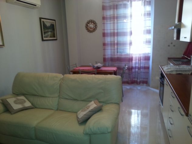 TRILOCALE IN VIA LIBERTA' CESANO BOSCONE PROPOSTO DA ITALIA IMMOBILIARE - Foto 2