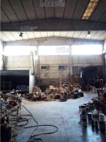 IMMOBILI-IMMOBILE INDUSTRIALE-Frazione Sariano, loc. Cerini snc - Foto 3