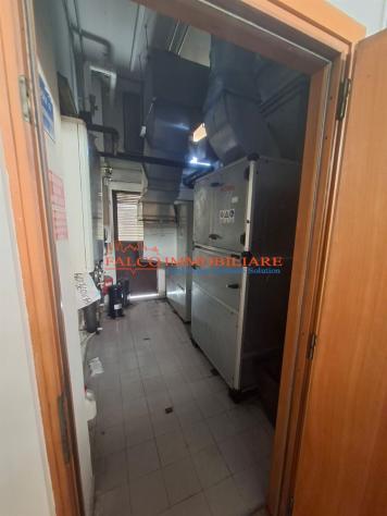 MILANO, VIA PADOVA 96 - NEGOZIO 8 LUCI 185 MQ + 2 POSTI AUTO - Foto 10