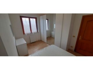 TRILOCALE ARREDATO SENZA SPESE CONDOMINIO