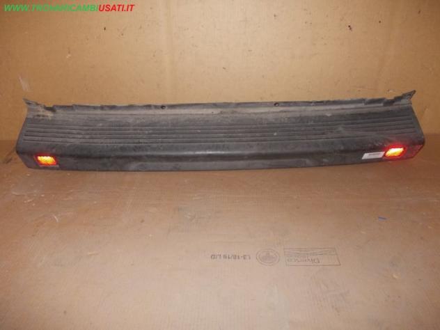 PARAURTI POST. CENTR. SU PORTELLO UNICO FIAT DOBLO' (119-3C)  Carrozzeria  Lamierati esterni  Paraurti  Paraurti post. FIAT - DOBLO - 01-07-2005 - 01-