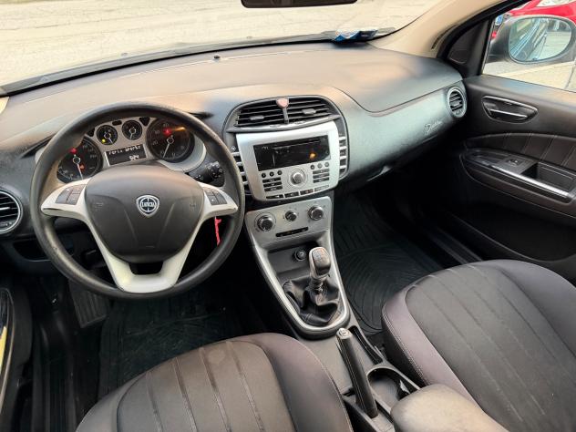 Lancia Delta 1.6 MJT DPF Argento - Foto 10
