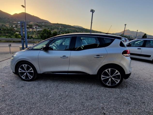 Renault Scenic Scic dCi 130 CV EDC Energy Bose - Foto 8