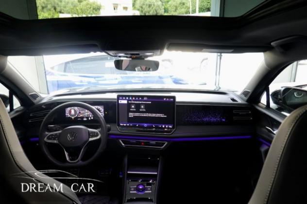 VOLKSWAGEN Tiguan 2.0 TDI 193 CV DSG 4MOTION R-Line Plus-TETTO-GANC rif. 23602377 - Foto 10
