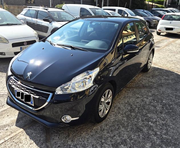 Peugeot 208 COMPLETAMENTE TAGLIANDATA BEN TENUTA - Foto 2