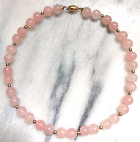 IMPORTANTE COLLANA REGOLARE GIROCOLLO DI QUARZO ROSA CHIUSURA ARGENTO.