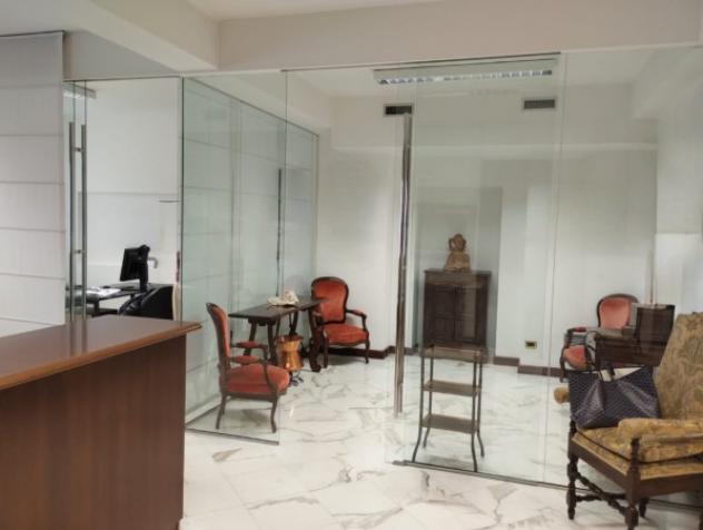 Immobile di 164 m² con 3 locali in affitto a Brescia