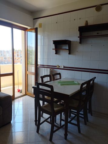 Quadrilocale Arredato da privato (Intero o a Stanze) – 4° Piano con Ascensore - Foto 3