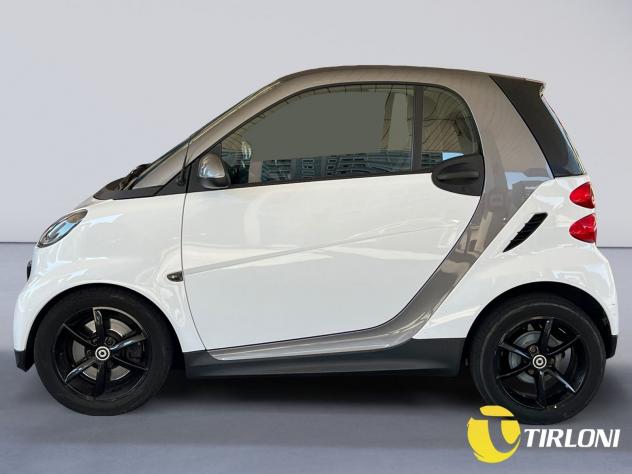 smart fortwo Fortwo 1.0 mhd Teen II 61cv - Foto 9