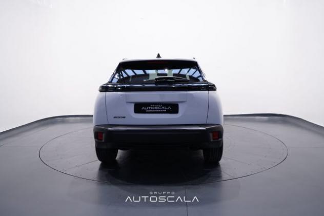 PEUGEOT 2008 1.2 PureTech 100cv S&S Allure #Pack Navigation rif. 22960765 - Foto 5