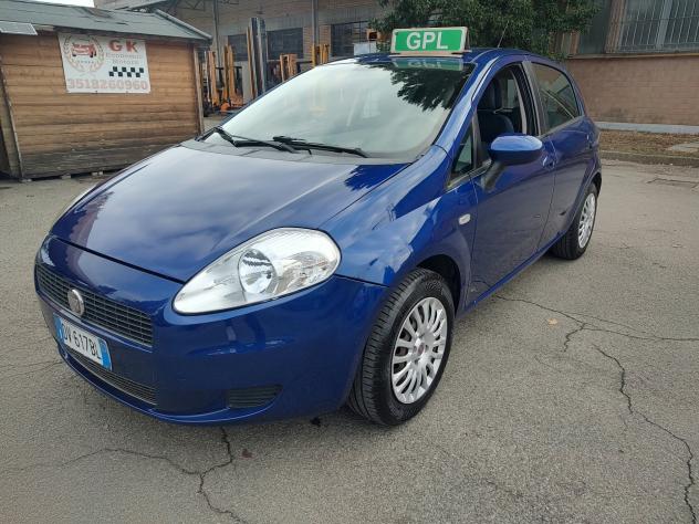 Fiat Grande Punto 1.4 GPL 5 porte Dynamic, BENZINAGPL, OK NEOPATENTATI, GARANZIA L.12 MESI - Foto 3