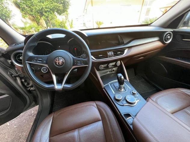 Alfa Romeo Stelvio 2.2 Turbodiesel 180 CV AT8 RWD Executive - Foto 7