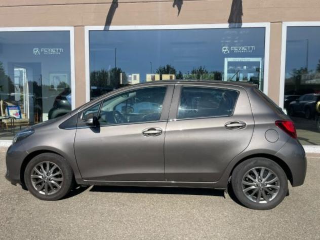 TOYOTA Yaris 1.0 5 porte Lounge rif. 24096850