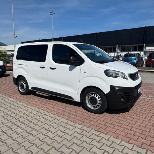 PEUGEOT Expert TRAVELLER 1.5 BlueHDi 120 S&S PC-TN COMBI COMPACT rif. 23794890 - Foto 3