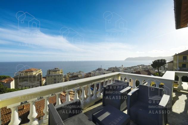 PRESTIGIOSO ATTICO VISTA GOLFO