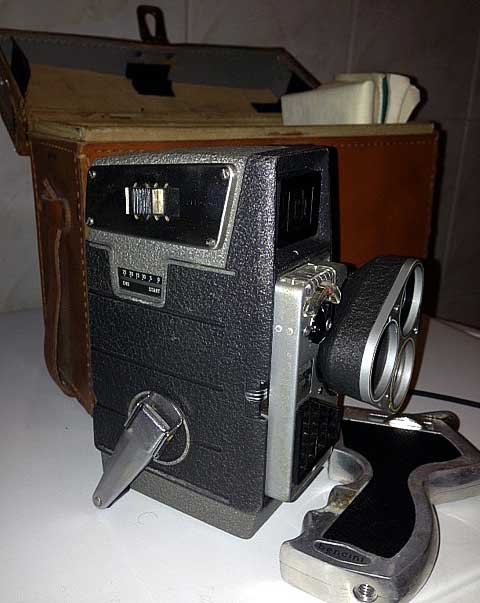Cinepresa 8 mm BELL & HOWELL ELECTRIC EYE - Foto 2