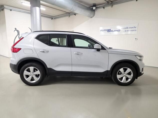 Volvo XC40 XC40 T3 Geartronic Momentum Core 163CV - Foto 4