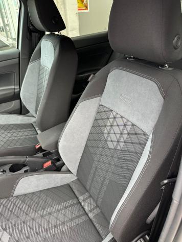 Volkswagen Polo Polo R-Line Plus 1.0 TSI 95 CV DSG - Foto 8