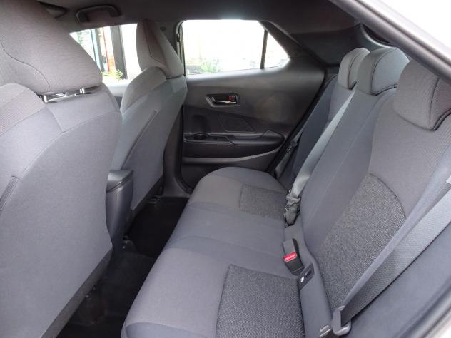 Toyota C-HR 1.8 HV Active - Foto 9