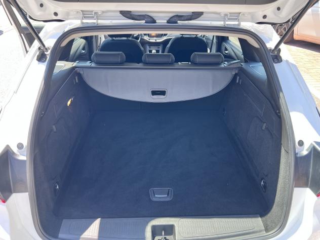 Opel Astra 1.6 CDTI Business 110cv S&S MT6 - Foto 9