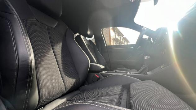 Audi Q3 SPB 35 TFSI S tronic line edition - Foto 8