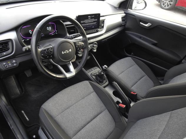 Kia Stonic 1.2 MPI Urban - Foto 8