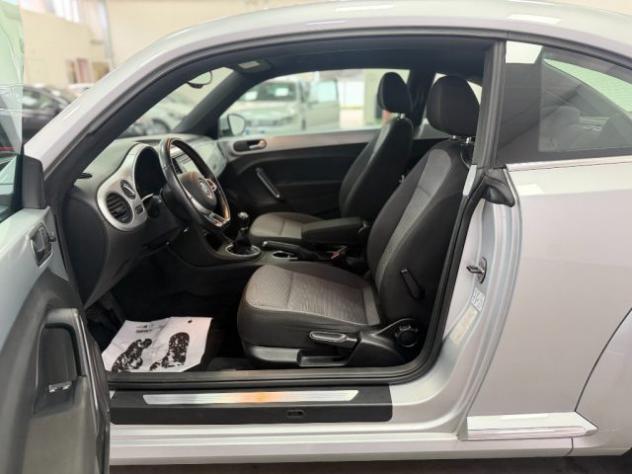 VOLKSWAGEN Maggiolino 1.6 TDI Design rif. 23735630 - Foto 9