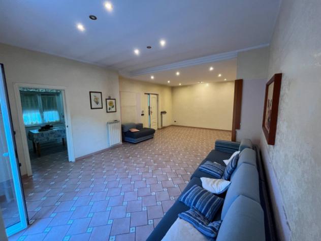 Villa di 260 m² con più di 5 locali e box auto doppio in vendita a Bari - Foto 20