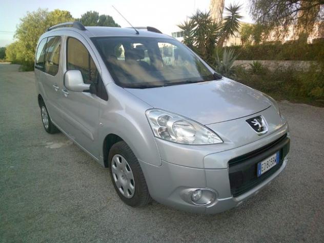 PEUGEOT Partner Tepee 1.6 HDi 90CV AUTOCARRO 5 POSTI rif. 22937866 - Foto 3