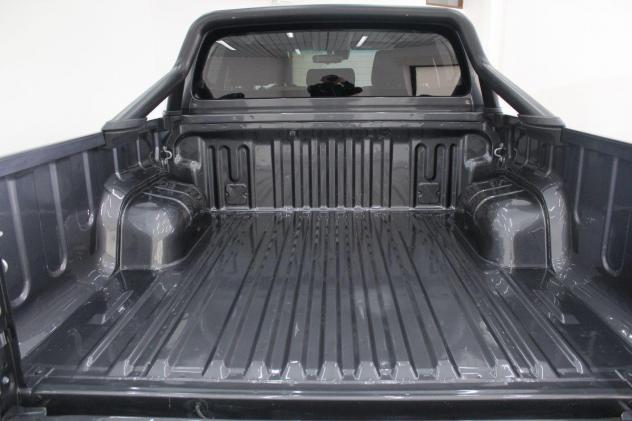 HILUX 2.4 D-4D A/T AWD 4 PORTE DOUBLE CAB EXECUTIVE - Foto 8
