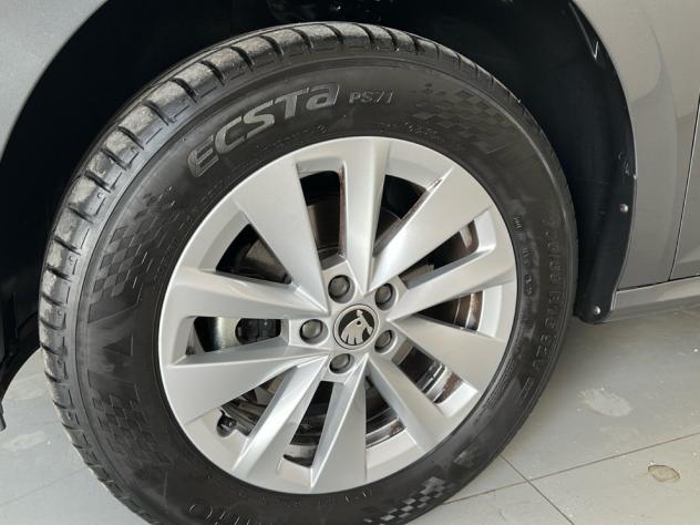 Škoda Kamiq 1.0 TSI 110cv Style - Foto 5