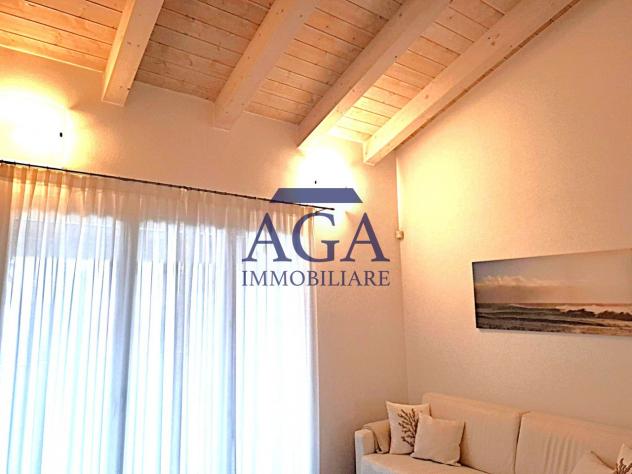 APPARTAMENTO INDIPENDENTE di 3 vani e di 66 mq (JESOLO) rif. AR83_6 - Foto 8