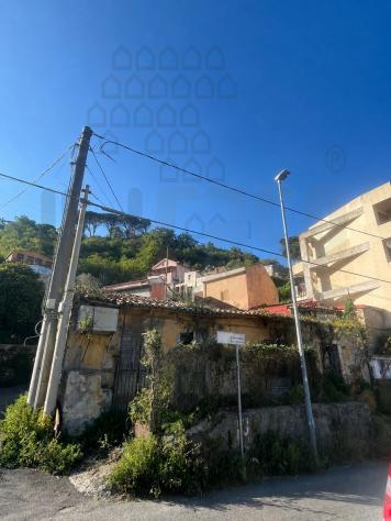 VILLA di 2 vani e di 66 mq (MESSINA) rif. 2vs18231